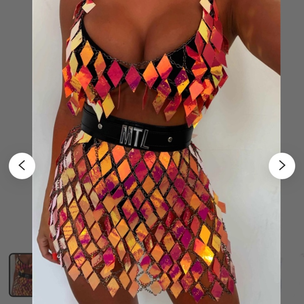 Geometric two piece rhombic sequin chain outfit